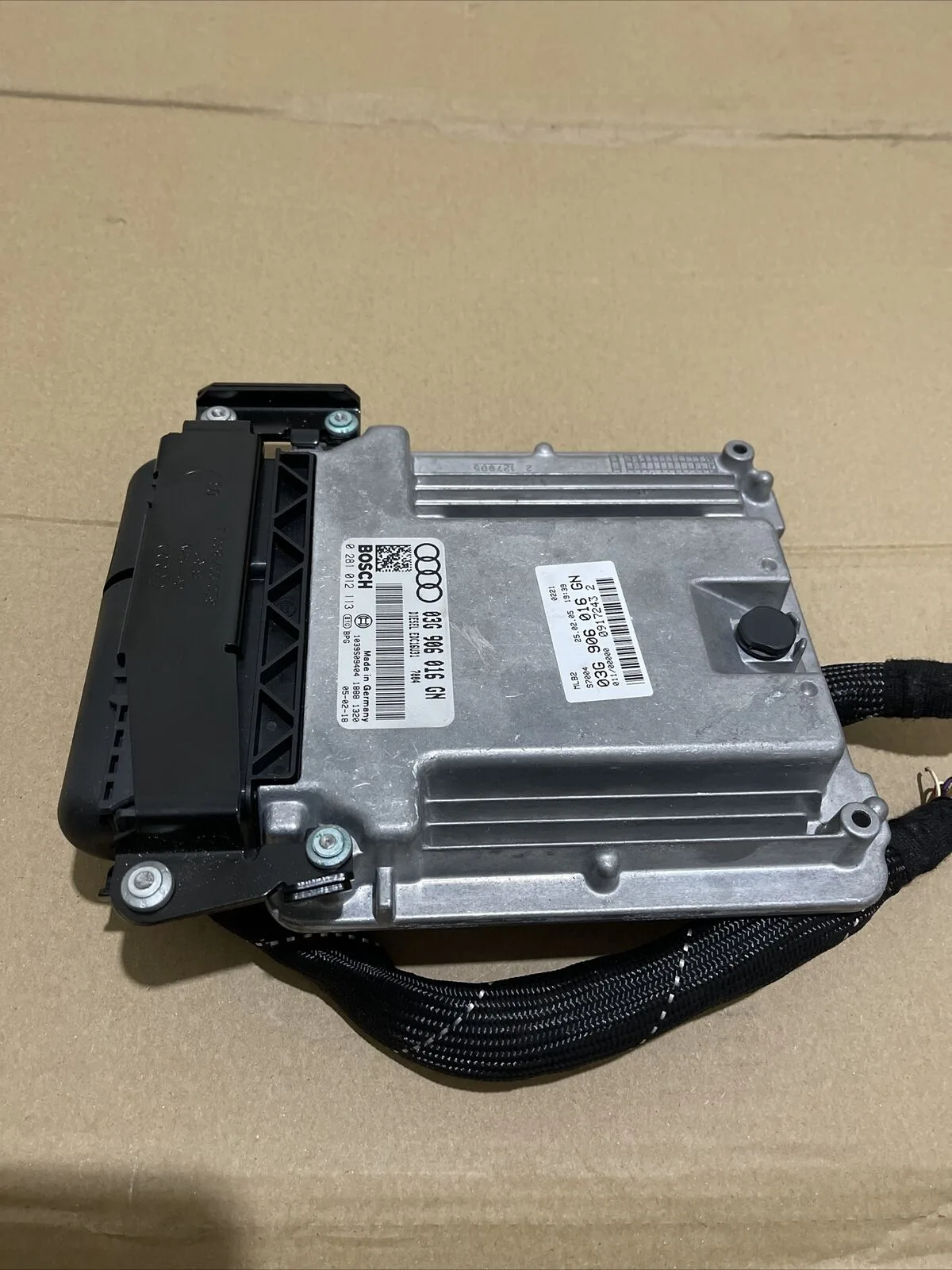 AUDI A4 B7 2004-2008 ECU ENGINE CONTROL UNIT MODULE 03G906016GN 0281012113 - Image 3