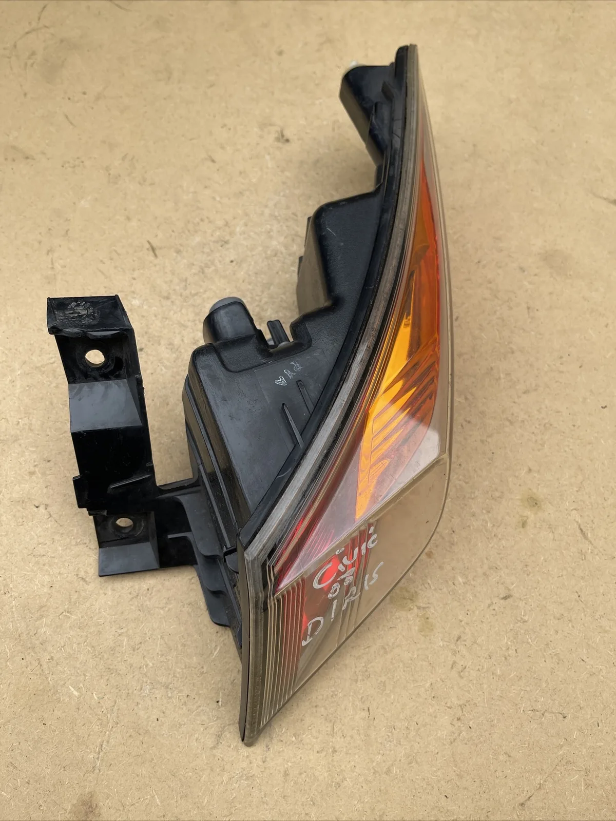HONDA CIVIC 2005-2012 RIGHT SIDE DRIVER REAR TAIL LIGHTS 22016721