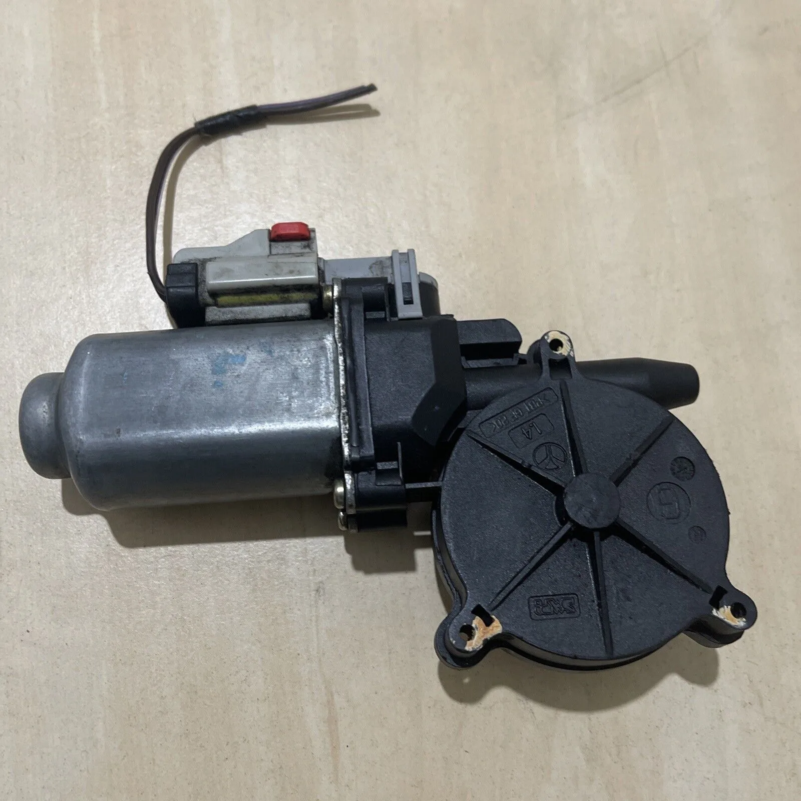 JEEP CHEROKEE 2001-2008 FRONT RIGHT DRIVER SIDE WINDOW MOTOR REGULATOR 400613 - Image 4