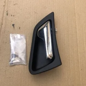 MERCEDES C-CLASS Cl203 01-11 FRONT DRIVER SEDE DOOR INTERIOR HANDLE A2037601261