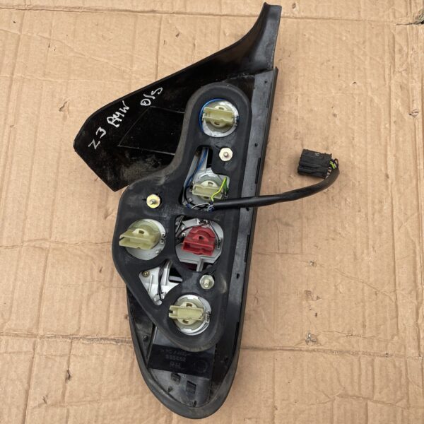 BMW Z3 1997-2002 RIGHT DRIVER SIDE REAR TAIL LIGHTS 63218379222 93564702 - Image 4