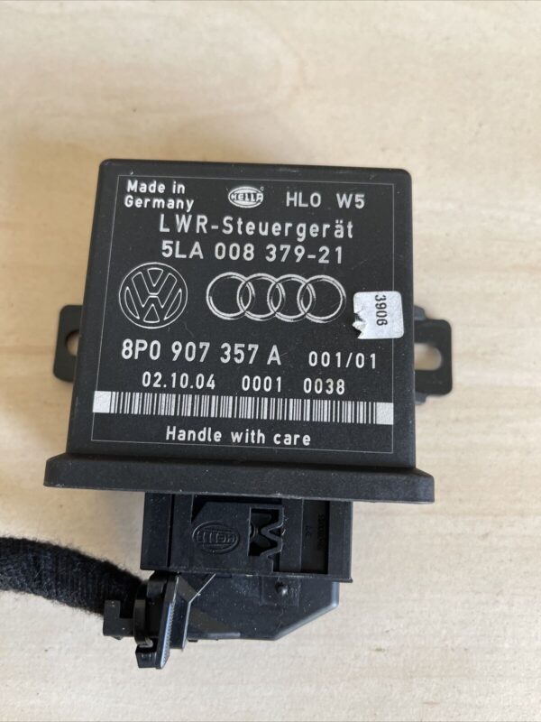 GENUINE AUDI A3 A6 S6 C6 4F HEADLIGHT RANGE CONTROL MODULE UNIT 8P0907357A