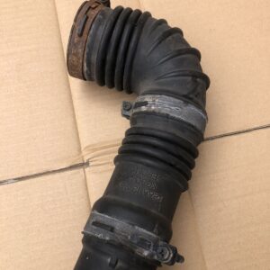 Alternative view of MAZDA 6 MK2 DIESEL AIR INTAKE HOSE PIPE GENUINE PART NUMBER R2AA13231