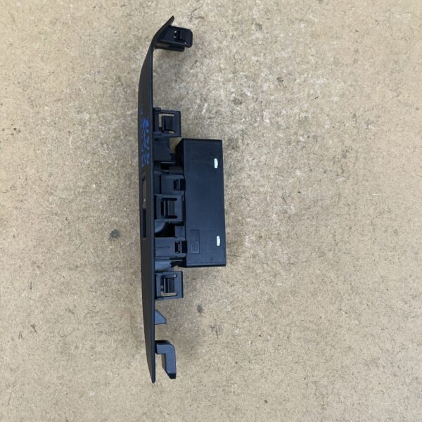 MAZDA CX-5 12-17 REAR LEFT ELECTRIC WINDOW CONTROL SWITCH KD45685L6 KD4766380 - Image 2