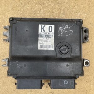 SUZUKI SWIFT III ENGINE CONTROL MODULE UNIT 3392062J0 MB1123000381 M132WDMTEU