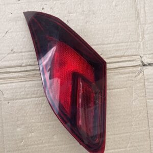 Alternative view of VAUXHALL ASTRA J 2010-2015 RIGHT DRIVER SIDE REAR TAIL LIGHT I090098 E245027
