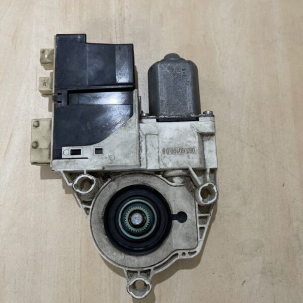 CITROEN C4 MK1 2004-2010 OFFSIDE DRIVER FRONT WINDOW MOTOR REGULATOR 997831101 - Image 4