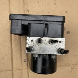 Alternative view of FORD FOCUS 2004-2013 ABS PUMP CONTROL MODULE UNIT 8M512C405EA 100206004094