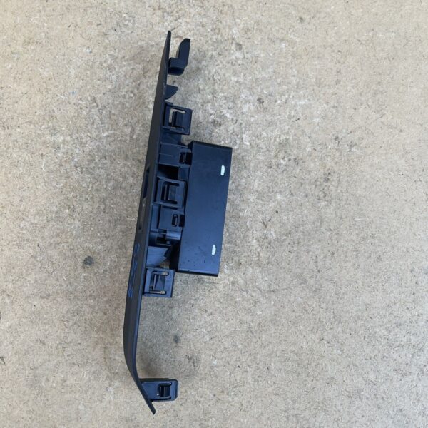 MAZDA CX-5 12-17 REAR RIGHT ELECTRIC WINDOW CONTROL SWITCH KD45685L1 KD4566380 - Image 2