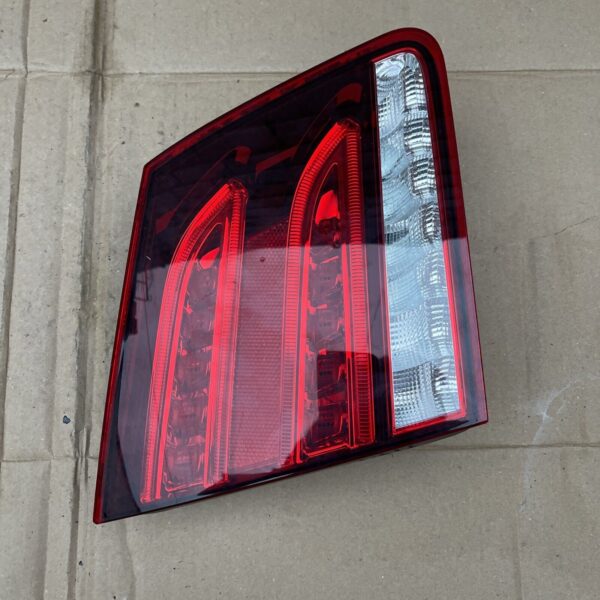 MERCEDES E-CLASS S212 2009-2013 LEFT PASSENGER SIDE REAR TAIL LIGHTS A2129062103 - Image 2