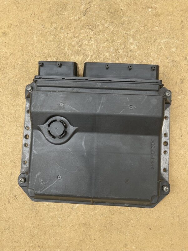 TOYOTA  AURIS ENGINE CONTROLLER MODULE UNIT ECU 8966102S50 MB275300-4893