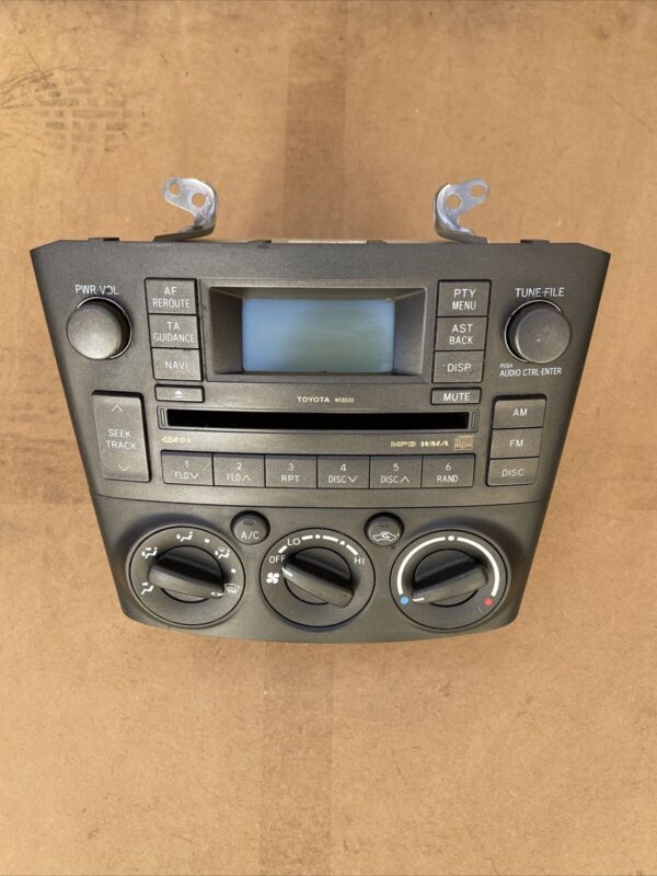 TOYOTA AVENSIS 2006-2008 RADIO CD DVD GPS HEAD UNIT CLIMATE CONTROL 8612005110