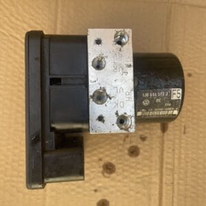 Alternative view of VW SEAT AUDI SKODA PUMP CONTROL MODULE UNIT  1J0614517J 1C0907379M 10020600694
