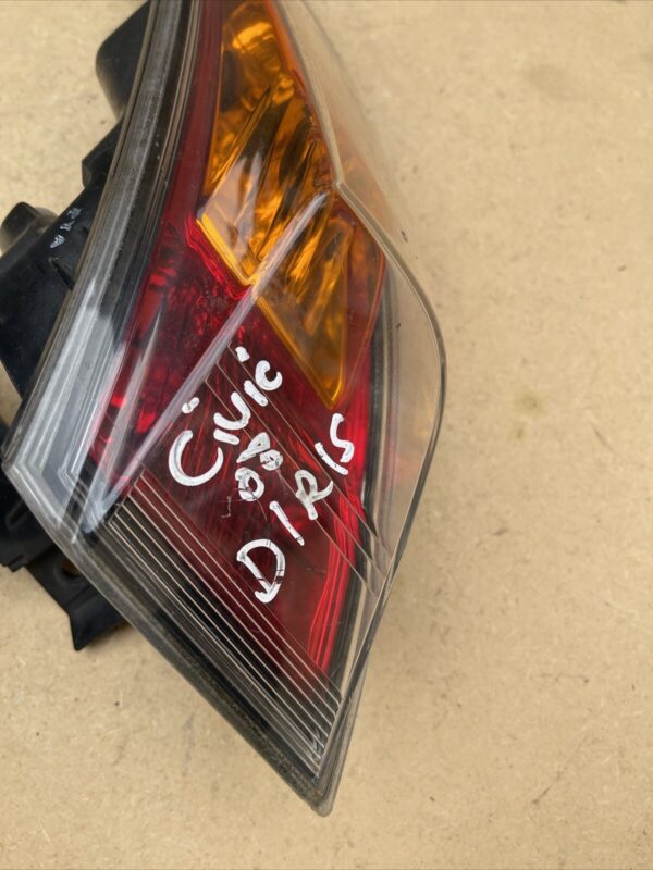 2008 HONDA CIVIC RIGHT SIDE DRIVER REAR TAIL LIGHTS OEM 22016721 - Image 2