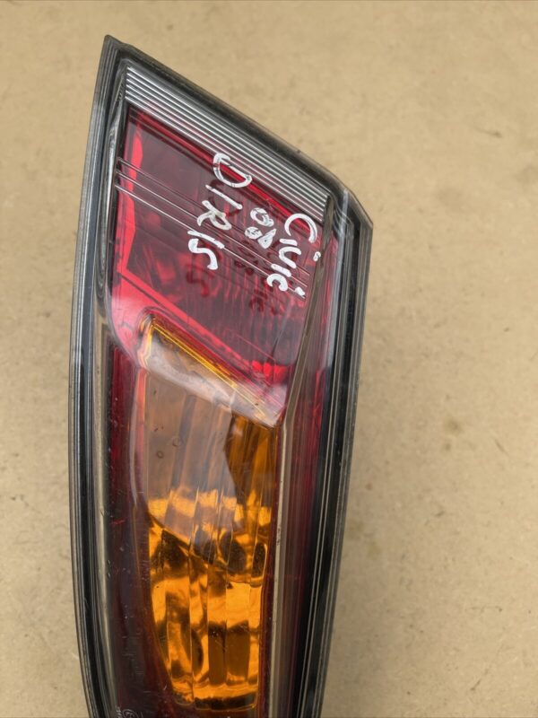 2008 HONDA CIVIC RIGHT SIDE DRIVER REAR TAIL LIGHTS OEM 22016721 - Image 4