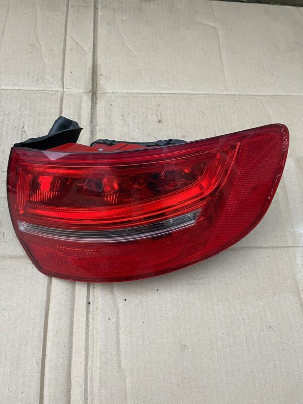 AUDI A3 8P 2004 2013 RIGHT DRIVER SIDE REAR TAIL LIGHTS 8P4945096E 8P4945258D