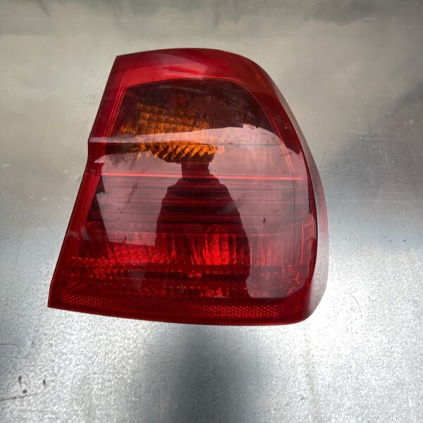 BMW 3 E90 SALOON 04-11 RIGHT DRIVER SIDE REAR TAIL LIGHTS 6937458 63216937458 - Image 2