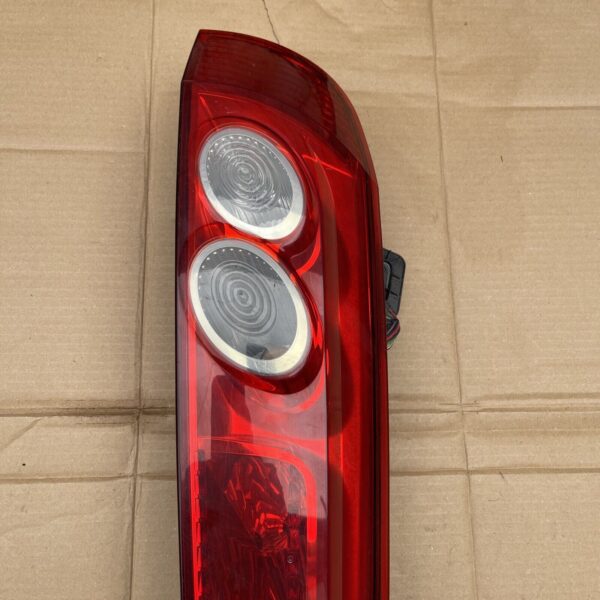 FORD FIESTA MK6 3DOOR 2001 2008 LEFT PASSENGER SIDE REAR TAIL LIGHT 6S6113405B - Image 3