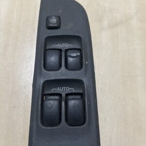 Alternative view of MITSUBISHI SPACE WAGON DRIVER SIDE ELECTRIC PANEL CONTROL SWITCH MR283700