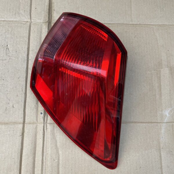 NISSAN QASHQAI / QASHQAI +2 RIGHT DRIVER SIDE REAR TAIL LIGHTS 89070312 17909334 - Image 2