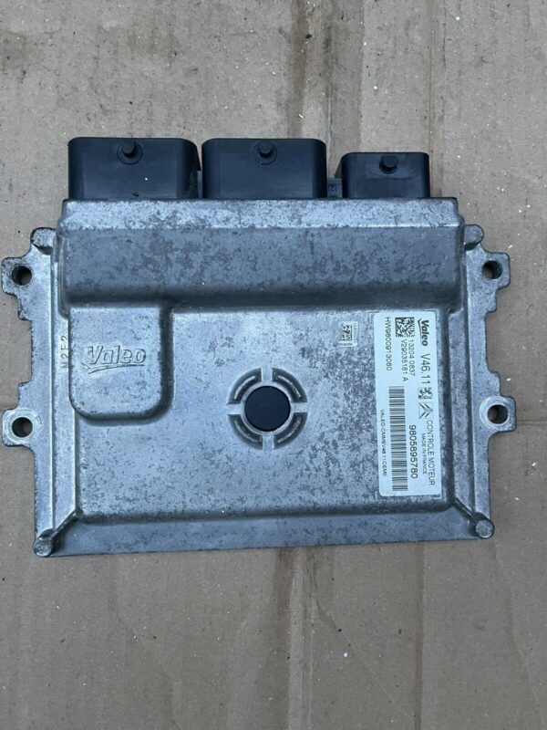 PEUGEOT 208 CITROEN C3 DS3 ENGINE CONTROL UNIT MODULE 9805895780 132040837