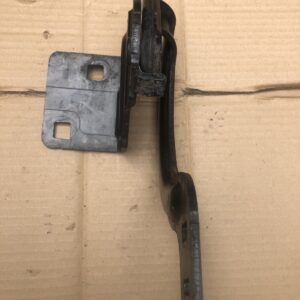 Alternative view of PEUGEOT  3008 MK1 RIGHT SIDE TAILGATE BOOTLID HINGE 9683213680D