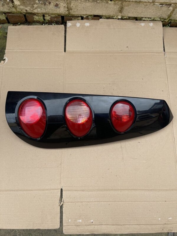 SMART FORFOUR 454 2004 2006 RIGHT SIDE DRIVER REAR TAIL LIGHTS OEM A4548200864 - Image 2