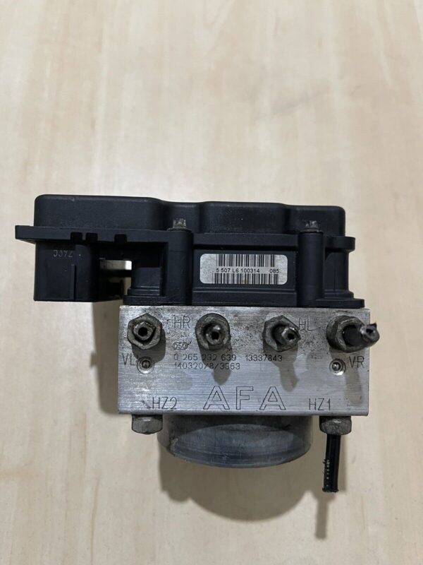 VAUXHALL CARSA D 2006-2014 AFA ABS PUMP CONTROL MODULE UNIT 0265800983 13337843 - Image 4