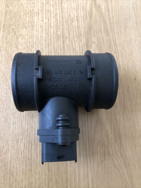 VAUXHALL CORSA BOSCH MASS AIR FLOW METER SENSOR 0280218119 - Image 2