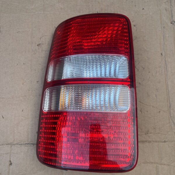 VW CADDY III 10-15 LEFT PESSENGER SIDE REAR TAIL LIGHTS 4VEX13A603AA 4VEX13B582A