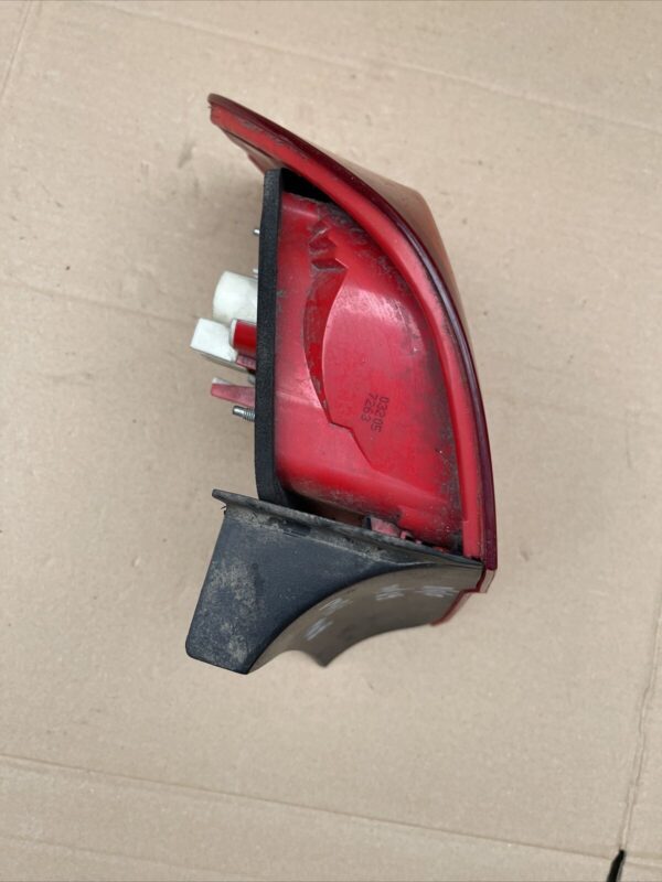 BMW 3 E90 E91 2005-2010 RIGHT DRIVER SIDE REAR TAIL LIGHTS I090028 693745827 - Image 11