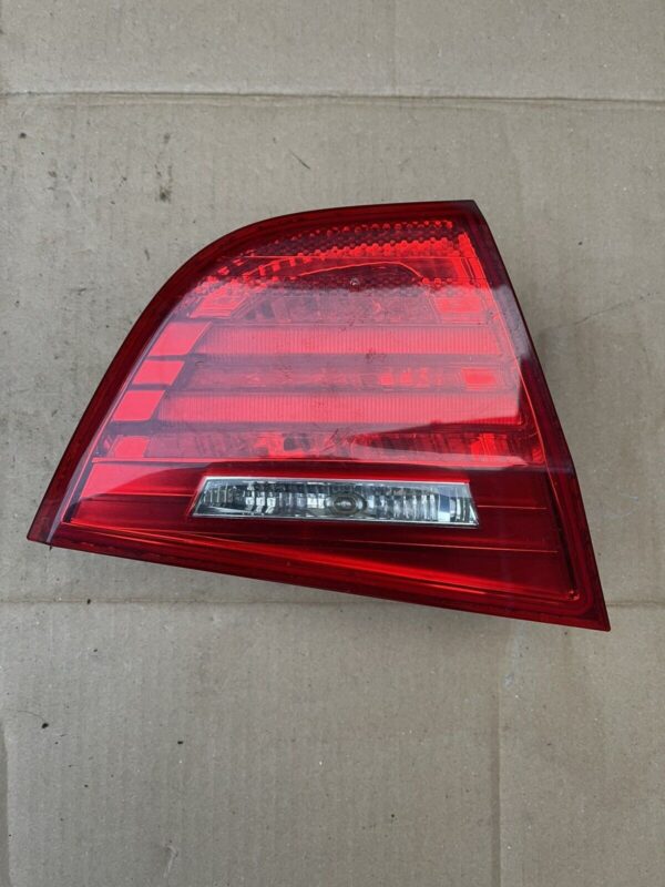 BMW 3 SERIES E90 E91 2009-2011 LEFT PASSENGER SIDE REAR TAIL LIGHTS 7154155