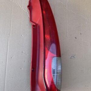 Alternative view of DAEWOO TACUMA 2000-2011 RIGHT SIDE DRIVER REAR TAIL LIGHT 300527R