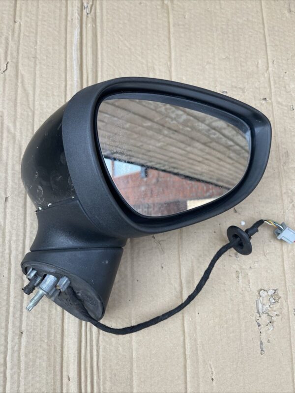 FORD FIESTA RIGHT DRIVER SIDE FRONT DOOR ELECTRIC WING MIRROR E8024704