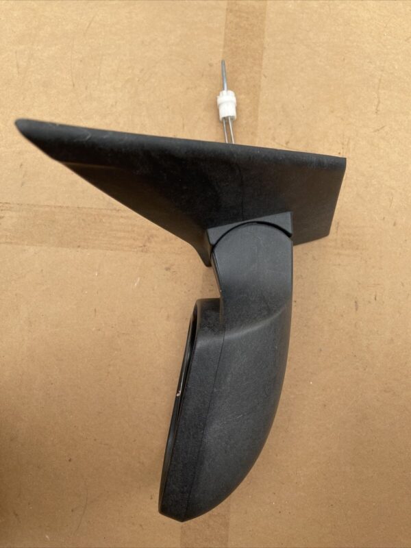 FORD FIESTA RIGHT SIDE DRIVER FRONT DOOR MANUEL WING MIRROR PART NO E11015782 - Image 6