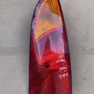 FORD FOCUS MK1 1998-2005 RIGHT DRIVER SIDE REAR TAIL LIGHTS 1M5113404A