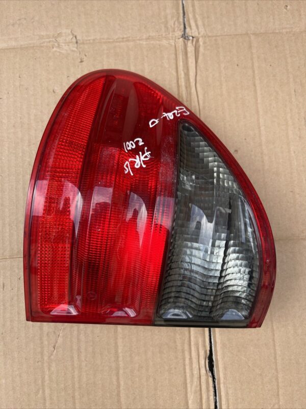 MERCEDES E-CL W210 1996-2003 LEFT PASSENGER SIDE REAR TAIL LIGHTS A2108206764 - Image 2