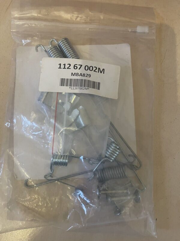 Mintex MBA829 Rear Brake Fitting Kit for land Rover - Image 2