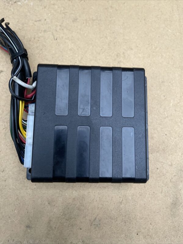 SUBARU LEGACY LOADING DOOR LOCK SECURITY CONTROL UNIT OEM 081200099, TC28080198 - Image 6