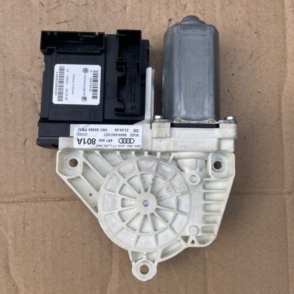 AUDI A3 8P 2008-2013 FRONT RIGHT DRIVER SIDE WINDOW MOTOR REGULATOR 8P7959801A - Image 2