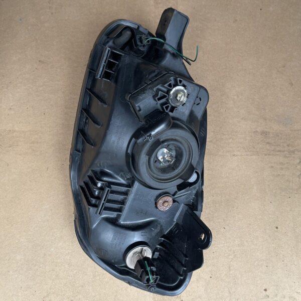 HYUNDAI ACCENT MK2 03 06 RIGHT SIDE DRIVER HEADLIGHT LAMP 9210255 85029101 8478 - Image 9