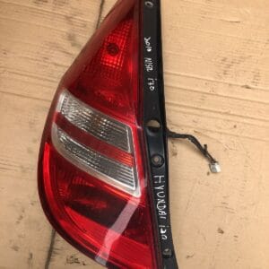 HYUNDAI I30 2008-2012 LEFT PASSENGER SIDE REAR TAIL LAMP LIGHT 924012R0 010149