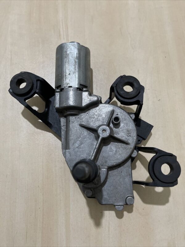 RENAULT MEGANE Mk2 Tailgate Rear Wiper Motor 8200080900 - Image 3