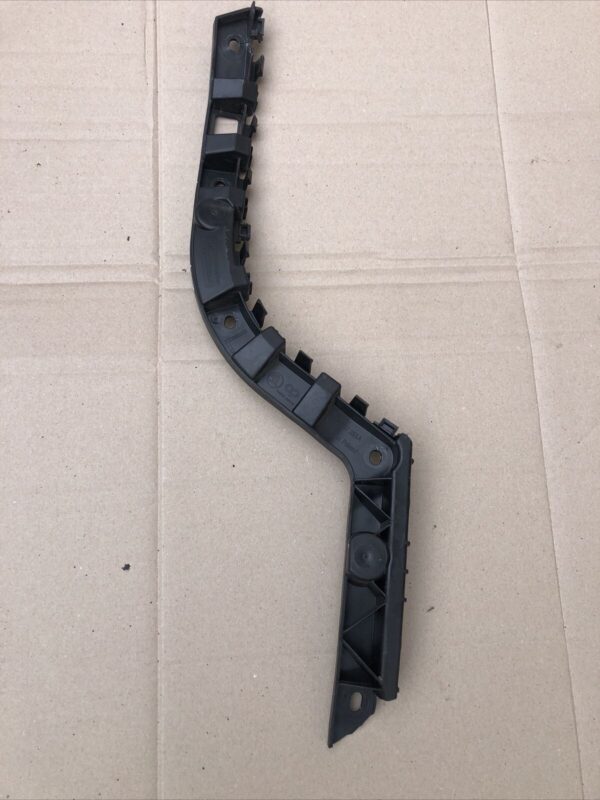 ŠKODA SUPERB II 3T 2008-2015 REAR PASSENGER SIDE BUMPER MOUNT BRACKET 3T5807393A