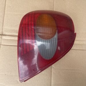 Alternative view of TOYOTA AVENSIS 1998-2003 LEFT PASSENGER SIDE REAR TAIL LIGHT 23280102
