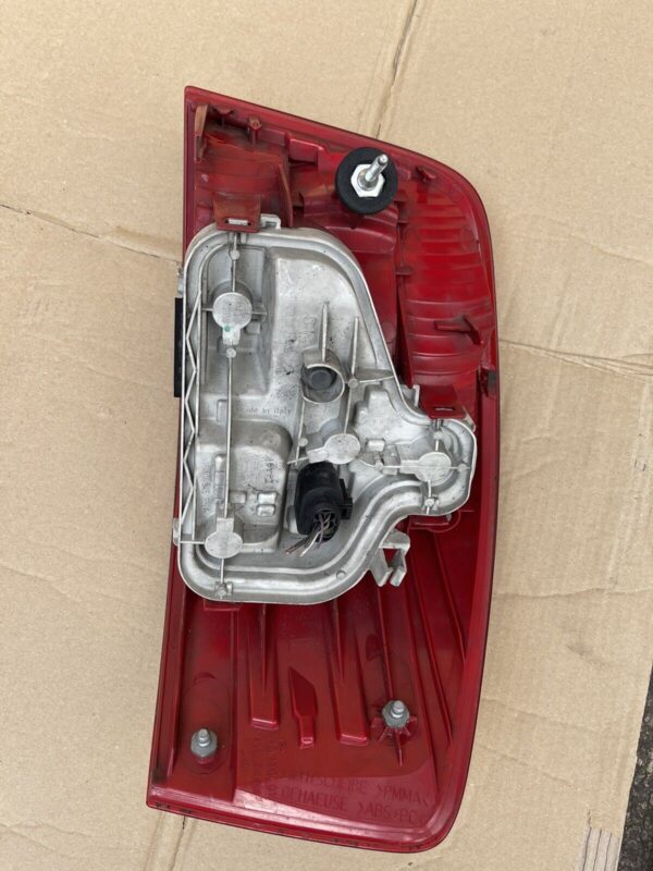 AUDI A3 MK2 HATCHBACK 3DOOR 03-12 LEFT PASSENGER SIDE REAR TAIL LIGHT 8P0945095A - Image 12