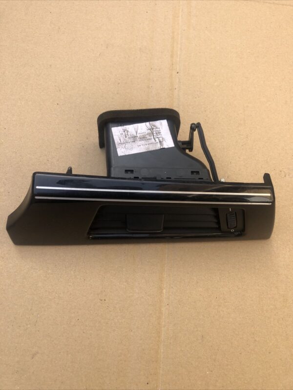 BMW 3 Series E90/E91/E92/E93 2004-2013 Dashboard Air Vents 9130468,64229130466 - Image 2