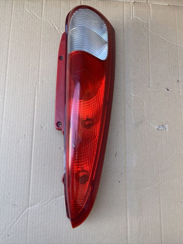 DAEWOO TACUMA 2000-2011 LEFT PASSENGER SIDE REAR TAIL LIGHT 300526L - Image 9