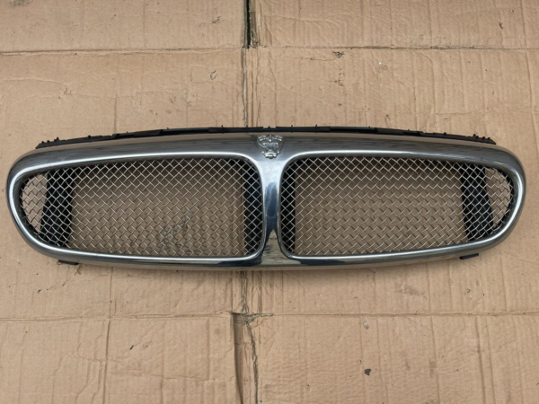 JAGUAR X-TYPE X400 01-09 FRONT BUMPER UPPER RADIATOR GRILL 1X435510AE 4X438A100