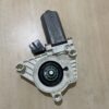 MERCEDES A W169 04-12 FRONT RIGHT DRIVER SIDE WINDOW MOTOR REGULATOR A1698281842